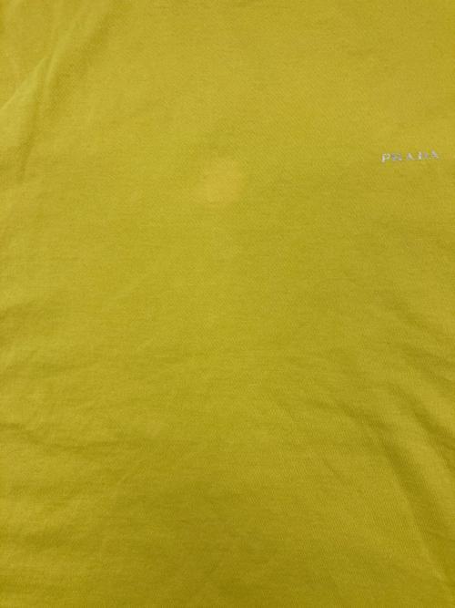 PRADA（プラダ）PRADA (プラダ) ロゴプリントクルーネックカットソー イエロー サイズ:Sの古着・服飾アイテム