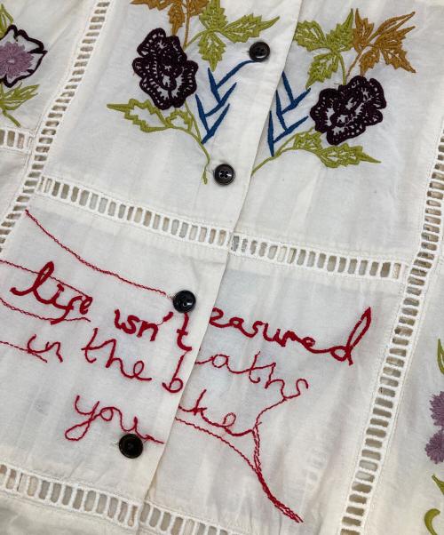 TODAYFUL（トゥデイフル）TODAYFUL (トゥデイフル) Embroidery Patchwork Shirts アイボリー サイズ:FREEの古着・服飾アイテム