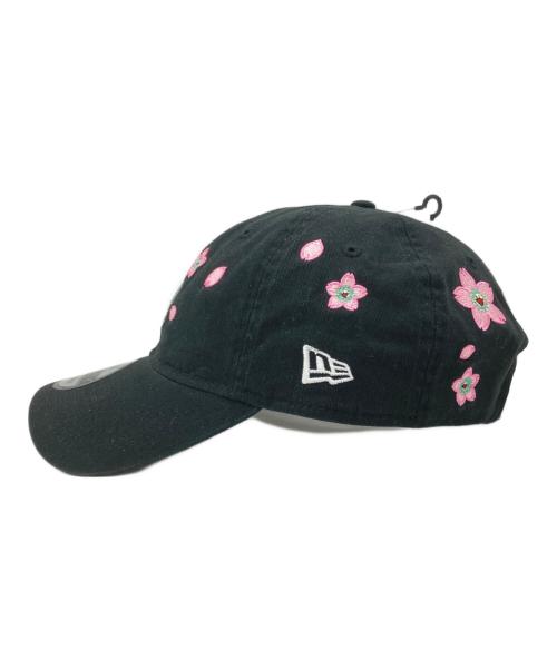 New Era（ニューエラ）New Era (ニューエラ) Takashi Murakami (タカシ ムラカミ) 9TWENTYベースボールキャップ ブラック 未使用品の古着・服飾アイテム