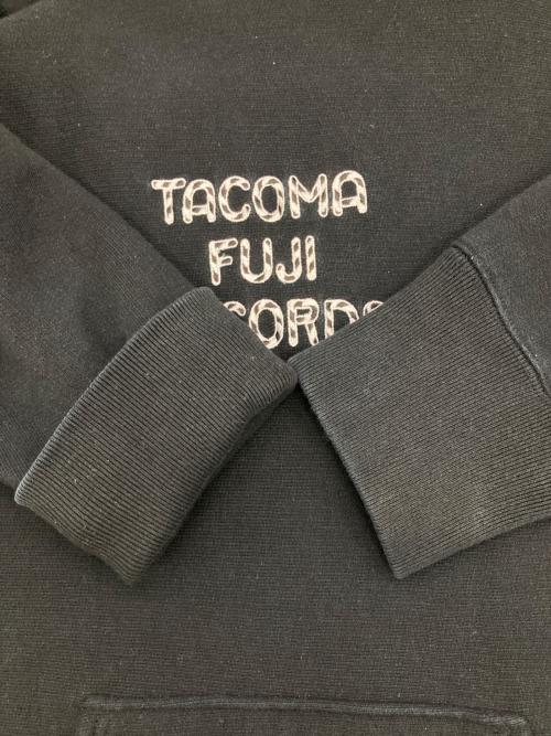 TACOMA FUJI RECORDS（タコマ フジ レコード）TACOMA FUJI RECORDS (タコマ フジ レコード) ロゴプリントパーカー ブラック サイズ:Lの古着・服飾アイテム