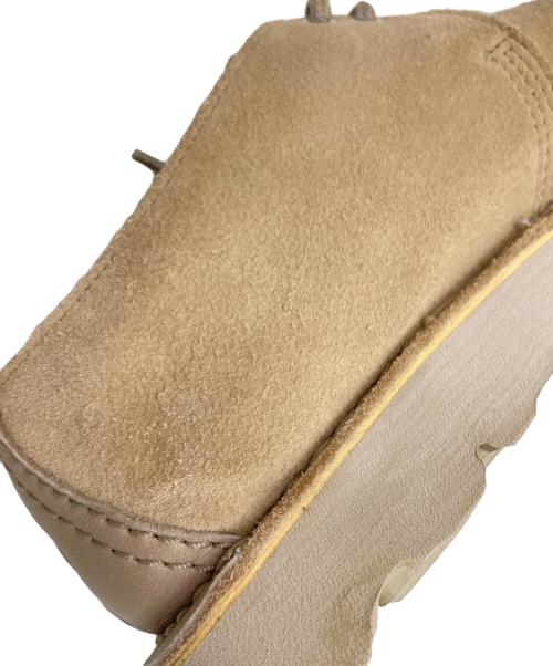 CLARKS（クラークス）CLARKS (クラークス) GORE TEXワラビーブーツ ベージュ サイズ:41の古着・服飾アイテム