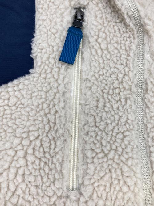 Patagonia（パタゴニア）Patagonia (パタゴニア) Classic Retro-X Jacket ホワイト×ネイビー サイズ:XLの古着・服飾アイテム