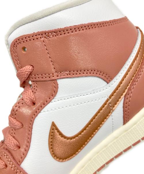 NIKE（ナイキ）NIKE (ナイキ) WMNS AIR JORDAN 1 MID SE ピンク×ホワイト サイズ:US10の古着・服飾アイテム