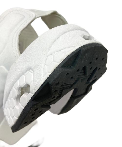 REEBOK（リーボック）REEBOK (リーボック) INSTAPUMP FURY SANDAL ホワイト サイズ:USA8の古着・服飾アイテム
