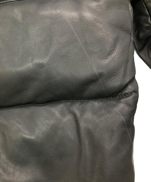 AVIREX（アヴィレックス）AVIREX (アヴィレックス) ラムレザーダウンジャケット ブラック サイズ:Mの古着・服飾アイテム