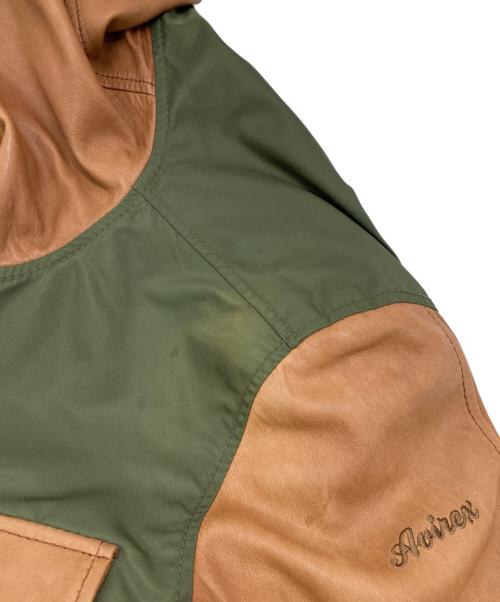 AVIREX（アヴィレックス）AVIREX (アヴィレックス) レザーナイロン切替ジャケット カーキ×ブラウン サイズ:Mの古着・服飾アイテム