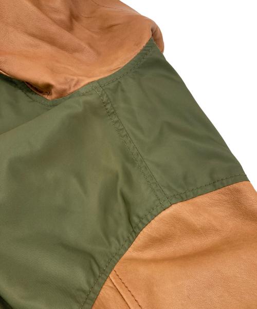 AVIREX（アヴィレックス）AVIREX (アヴィレックス) レザーナイロン切替ジャケット カーキ×ブラウン サイズ:Mの古着・服飾アイテム