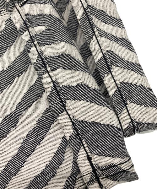SUPREME（シュプリーム）SUPREME (シュプリーム) Double Knee Painter Pant ホワイト×グレー サイズ:32の古着・服飾アイテム