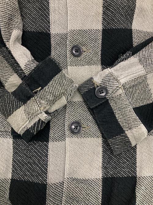 RHC Ron Herman（アールエイチシー ロンハーマン）RHC Ron Herman (アールエイチシー ロンハーマン) バッファローチェックジャケット グレー×ブラック サイズ:Lの古着・服飾アイテム