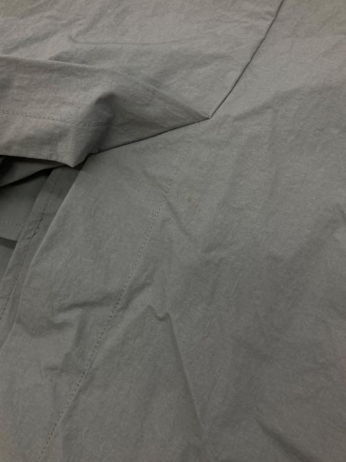 DESCENTE（デサント）DESCENTE (デサント) HOODED OVER COAT グレーの古着・服飾アイテム