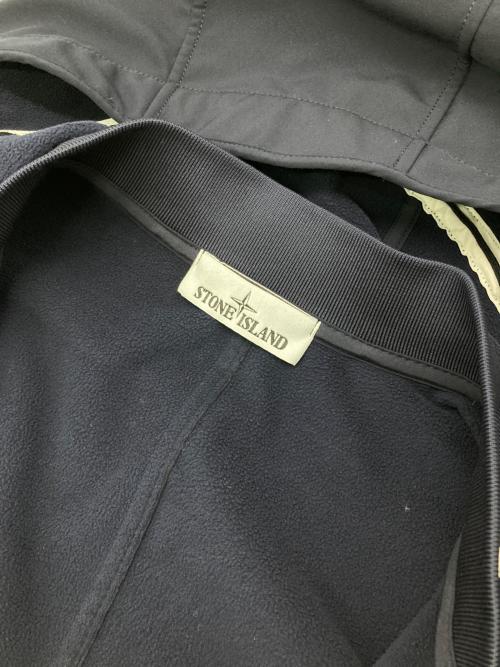 STONE ISLAND（ストーンアイランド）STONE ISLAND (ストーンアイランド) ソフトシェル フーデッドジャケット ネイビー サイズ:Lの古着・服飾アイテム