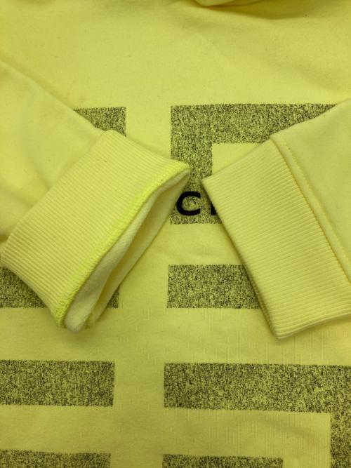 GIVENCHY（ジバンシィ）GIVENCHY (ジバンシィ) ロゴパーカー イエロー サイズ:12（キッズ）の古着・服飾アイテム