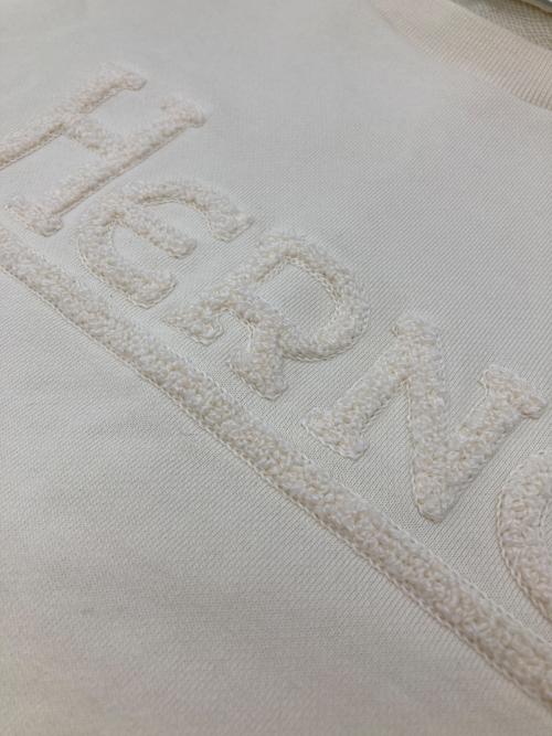 HERNO Resort（ヘルノリゾート）HERNO Resort (ヘルノリゾート) クルーネックスウェット アイボリー サイズ:46の古着・服飾アイテム