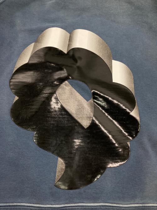 Maison Margiela（メゾンマルジェラ）Maison Margiela (メゾンマルジェラ) Oversized Symbol Crew Sweat ブルー サイズ:Mの古着・服飾アイテム