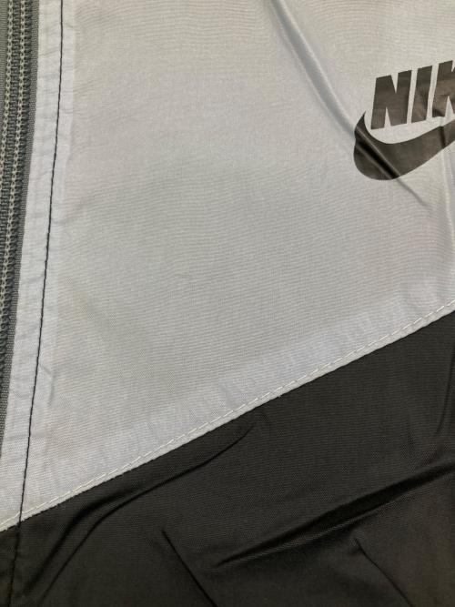 NIKE（ナイキ）NIKE (ナイキ) ［古着］ナイロンジャケット グレー×ブラック サイズ:XLの古着・服飾アイテム
