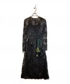 PRADAプラダ）の古着「デコレーションフラワー付きワンピース」｜ブラック