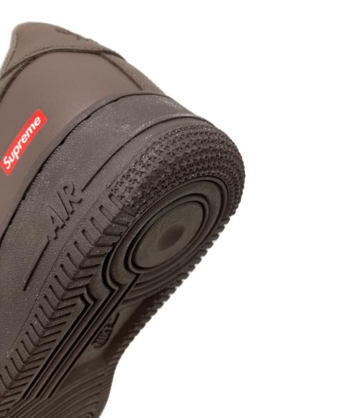 NIKE（ナイキ）NIKE (ナイキ) SUPREME (シュプリーム) AIR FORCE1 LOW ブラウン サイズ:US8.5の古着・服飾アイテム