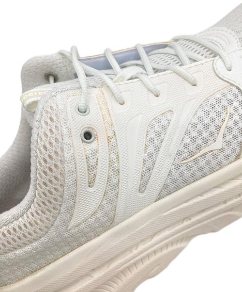 HOKAONEONE（ホカオネオネ）HOKAONEONE (ホカオネオネ) Engineered Garments (エンジニアドガーメンツ) EG Bondi B ホワイト サイズ:US M9の古着・服飾アイテム