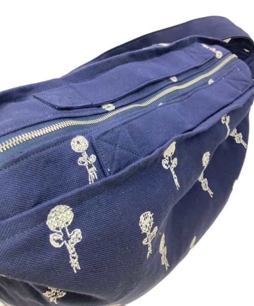 mina perhonen（ミナ ペルホネン）mina perhonen (ミナ ペルホネン) etudeショルダーバッグ ネイビーの古着・服飾アイテム