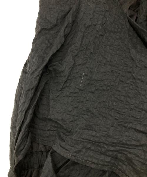 OBLI（オブリ）OBLI (オブリ) バックリボンティアードワンピース ブラック サイズ:FREEの古着・服飾アイテム