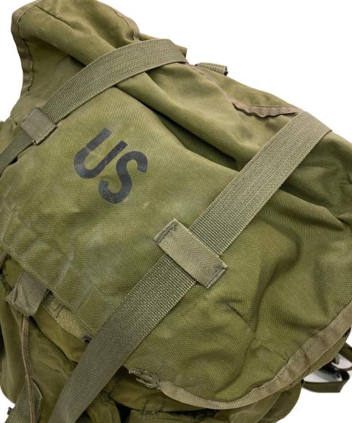 US ARMY（ユーエスアーミー）US ARMY (ユーエスアーミー) アリスパック オリーブの古着・服飾アイテム