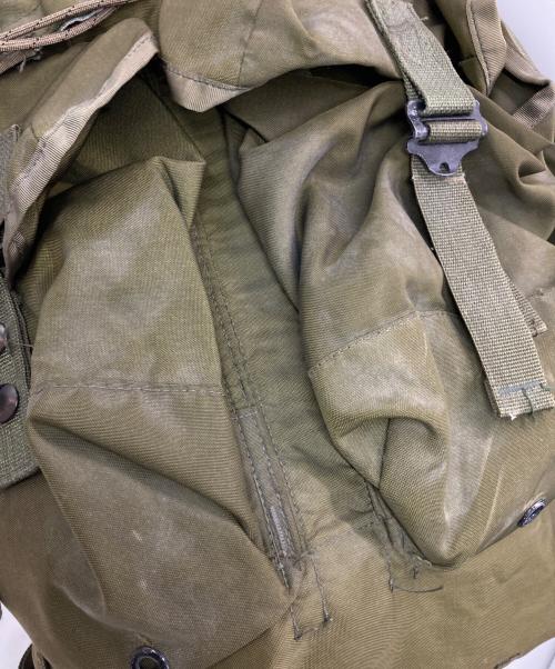 US ARMY（ユーエスアーミー）US ARMY (ユーエスアーミー) アリスパック オリーブの古着・服飾アイテム