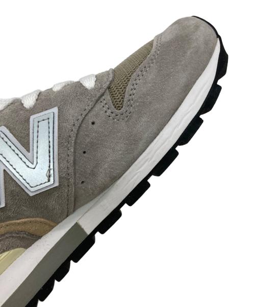 NEW BALANCE（ニューバランス）NEW BALANCE (ニューバランス) M996 ベージュ×グレー サイズ:US5 1/2の古着・服飾アイテム