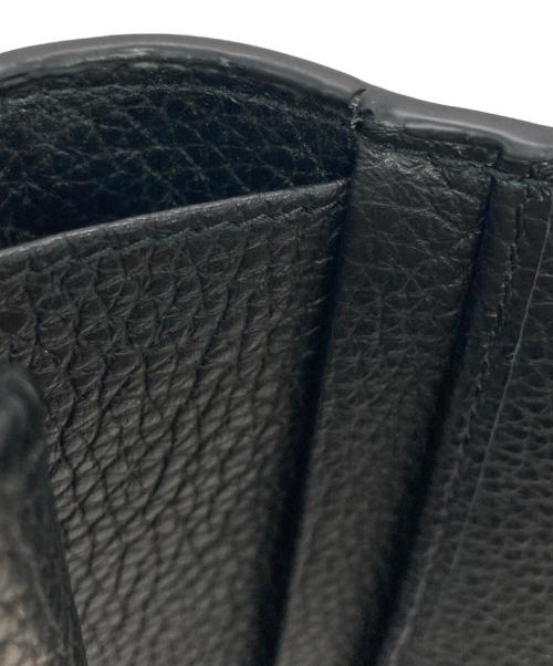 JIMMY CHOO（ジミーチュウ）JIMMY CHOO (ジミーチュウ) SIRELIコンパクトウォレット ブラックの古着・服飾アイテム