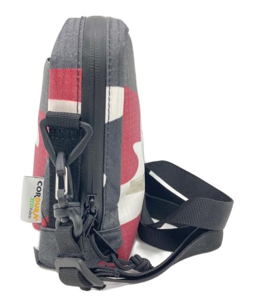 SUPREME（シュプリーム）SUPREME (シュプリーム) Neck Pouch レッド×ブラックの古着・服飾アイテム