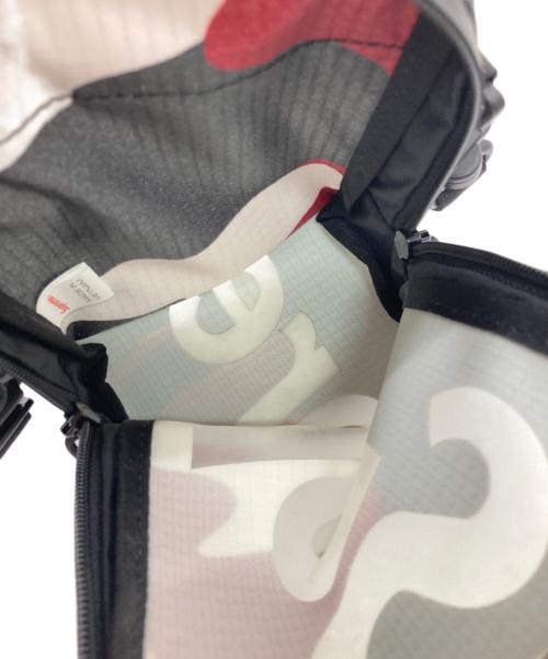 SUPREME（シュプリーム）SUPREME (シュプリーム) Neck Pouch レッド×ブラックの古着・服飾アイテム