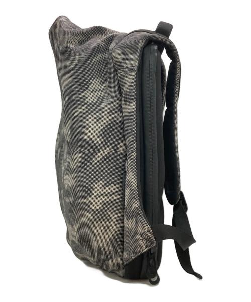 Cote&Ciel（コートエシエル）Cote&Ciel (コートエシエル) バックパック グレー×ブラックの古着・服飾アイテム