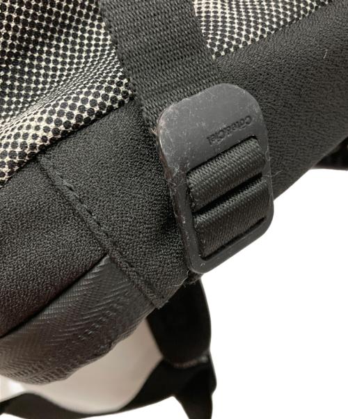 Cote&Ciel（コートエシエル）Cote&Ciel (コートエシエル) バックパック グレー×ブラックの古着・服飾アイテム