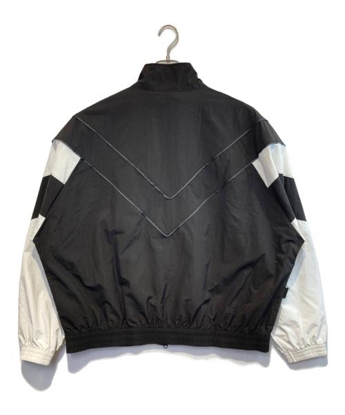 PUMA（プーマ）PUMA (プーマ) レトロ カラーブロック オーバーサイズド ジャケット ブラック サイズ:XXLの古着・服飾アイテム