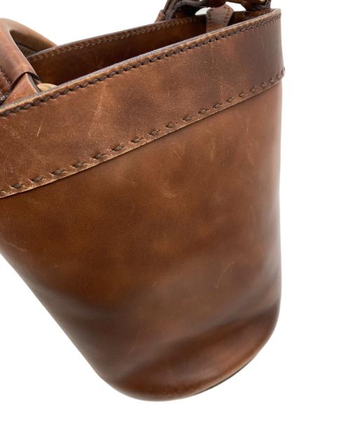 PRADA（プラダ）PRADA (プラダ) バケットレザーワンショルダーバッグ ブラウンの古着・服飾アイテム