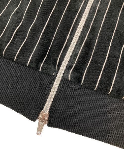 FRED PERRY（フレッドペリー）FRED PERRY (フレッドペリー) ベロアトラックジャケット ブラック×ホワイト サイズ:Mの古着・服飾アイテム