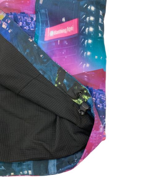 A BATHING APE（ア ベイシング エイプ）A BATHING APE (ア ベイシング エイプ) NEON TOKYO HOODIE JACKET マルチカラー サイズ:Lの古着・服飾アイテム