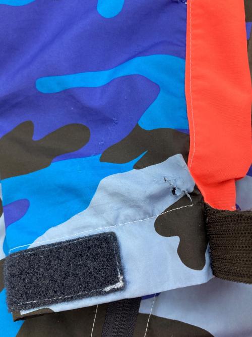 F.C.R.B.（エフシーレアルブリストル）F.C.R.B. (エフシーレアルブリストル) CAMOUFLAGE PRACTICE JAKET ブルー サイズ:Sの古着・服飾アイテム