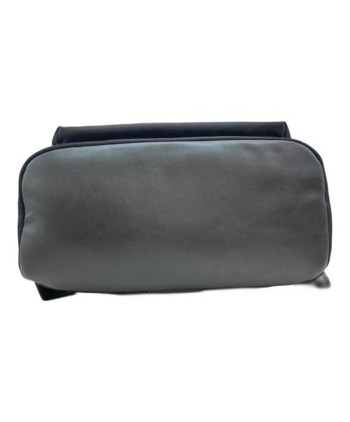 MARIO VALENTINO（マリオ・ヴァレンティーノ）MARIO VALENTINO (マリオ・ヴァレンティーノ) KYLOバッグパック ブラックの古着・服飾アイテム