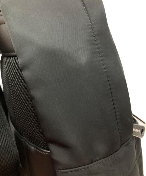 MARIO VALENTINO（マリオ・ヴァレンティーノ）MARIO VALENTINO (マリオ・ヴァレンティーノ) KYLOバッグパック ブラックの古着・服飾アイテム