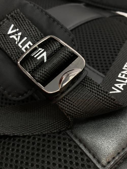 MARIO VALENTINO（マリオ・ヴァレンティーノ）MARIO VALENTINO (マリオ・ヴァレンティーノ) KYLOバッグパック ブラックの古着・服飾アイテム