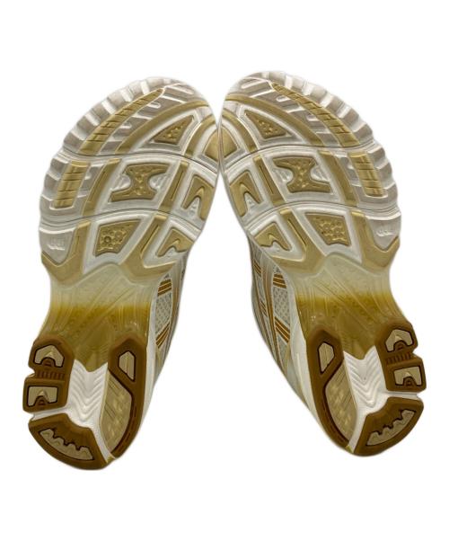 asics（アシックス）asics (アシックス) GEL-KAYANO 14 ホワイト×ベージュ サイズ:UK8の古着・服飾アイテム