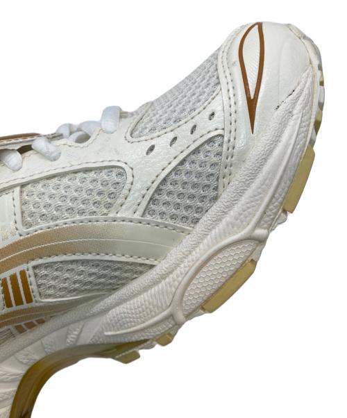 asics（アシックス）asics (アシックス) GEL-KAYANO 14 ホワイト×ベージュ サイズ:UK8の古着・服飾アイテム