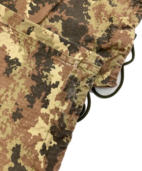 イタリア軍（イタリアグン）イタリア軍 (イタリアグン) ［古着］ベジタトカモ カーゴパンツ カーキ サイズ:48の古着・服飾アイテム