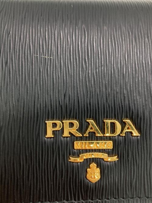 PRADA（プラダ）PRADA (プラダ) コンパクトウォレット ブラックの古着・服飾アイテム