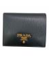 PRADA（プラダ）の古着「コンパクトウォレット」｜ブラック