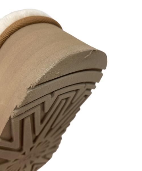 UGG（アグ）UGG (アグ) FUNKETTE ベージュ サイズ:UK5の古着・服飾アイテム