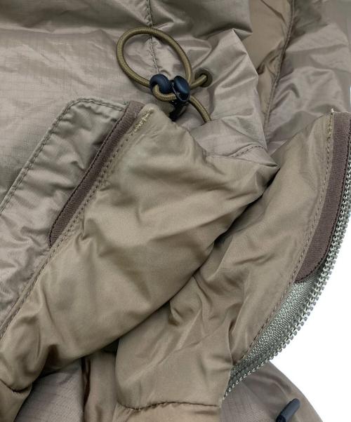 NANGA（ナンガ）NANGA (ナンガ) AURORA LIGHT STAND COLLAR DOWN JACKET ベージュ サイズ:XLの古着・服飾アイテム