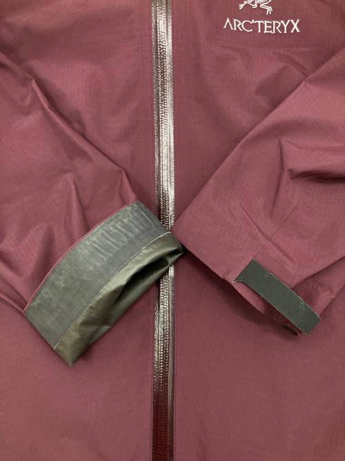 ARC'TERYX（アークテリクス）ARC'TERYX (アークテリクス) BETA SL JACKET レッド サイズ:Mの古着・服飾アイテム