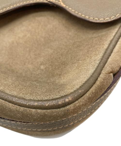 GUCCI（グッチ）GUCCI (グッチ) スウェードレザーショルダーバッグ ベージュの古着・服飾アイテム