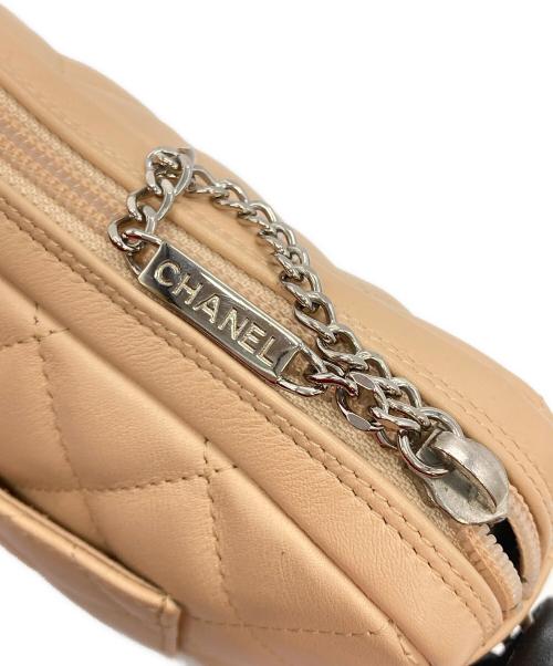 CHANEL（シャネル）CHANEL (シャネル) カンボンココマークワンショルダーバッグ ベージュ×ブラックの古着・服飾アイテム